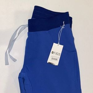 SOLD FIGS XS Kade Women’s Cargo Scrub Pants Denim